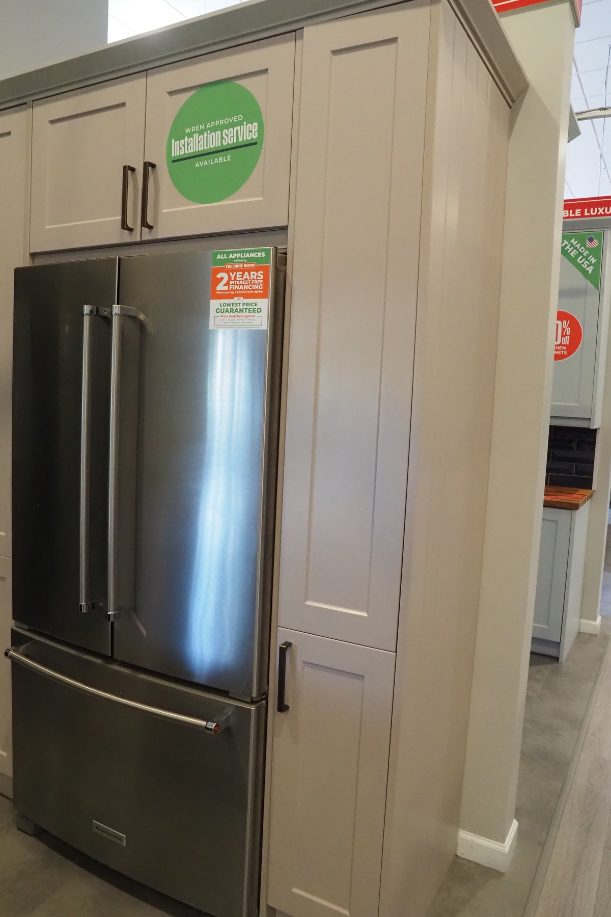 Wren Infinity Plus Shaker Chelsea Juratek Cashmere Matte Kitchen