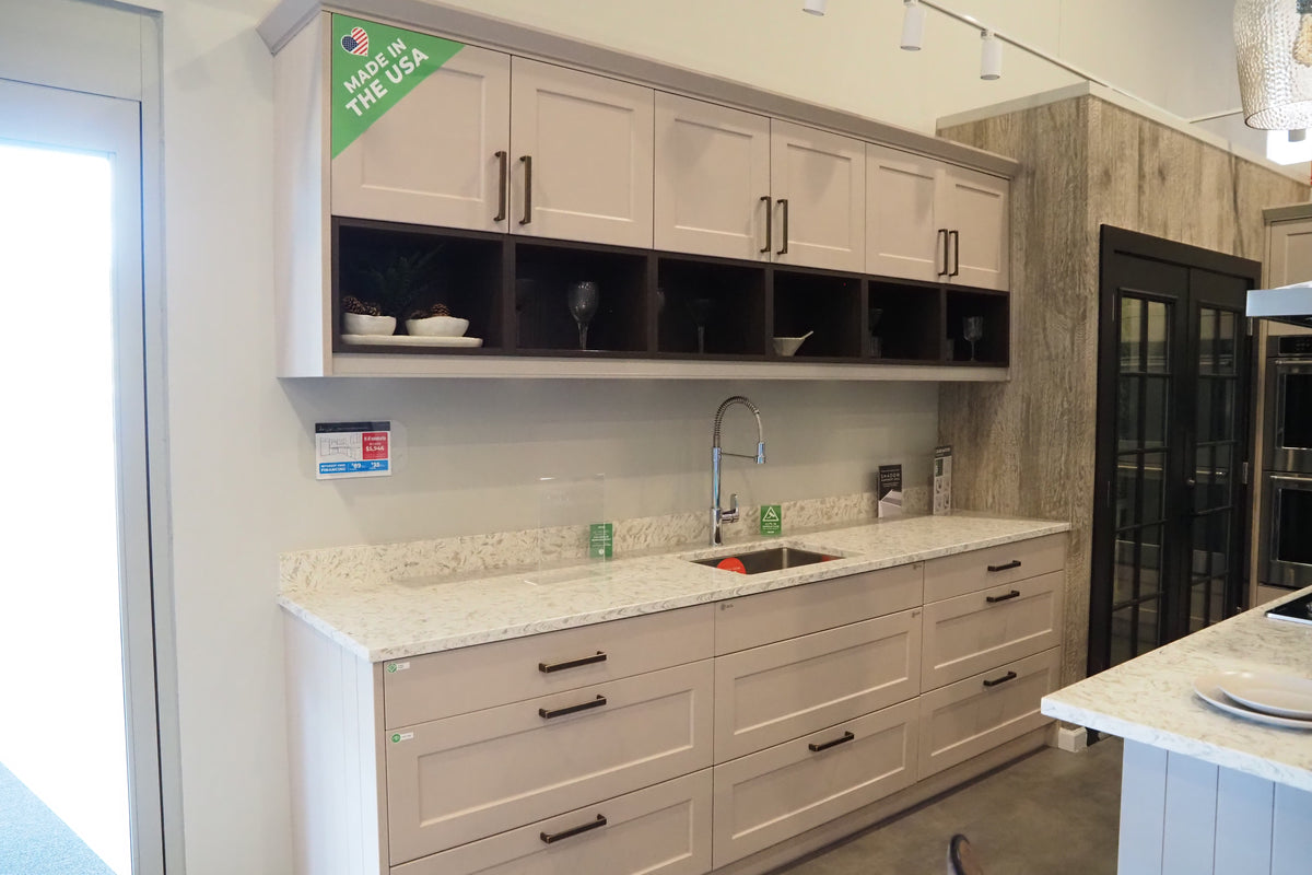 Wren Infinity Plus Shaker Chelsea Juratek Cashmere Matte Kitchen