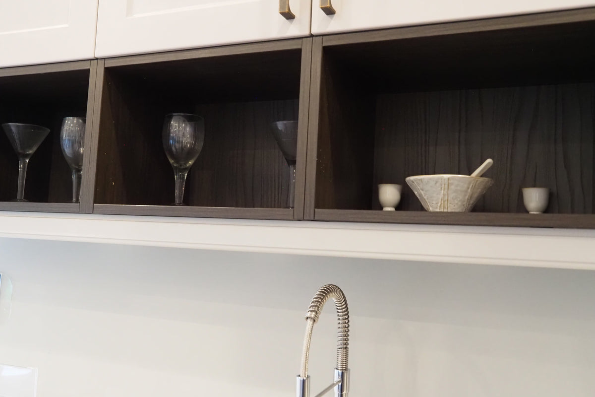 Wren Infinity Plus Shaker Chelsea Juratek Cashmere Matte Kitchen