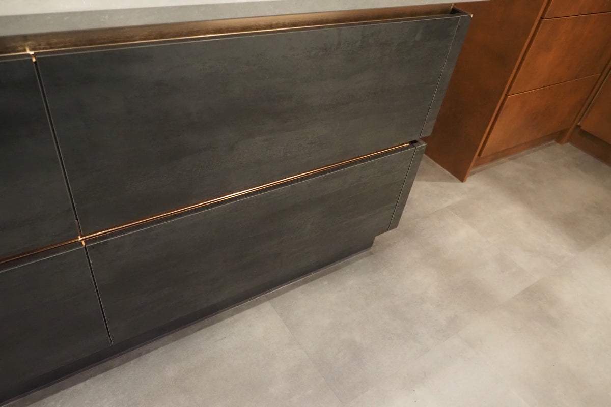 Wren Milano Modern Kitchen with Island & JennAir Appliances