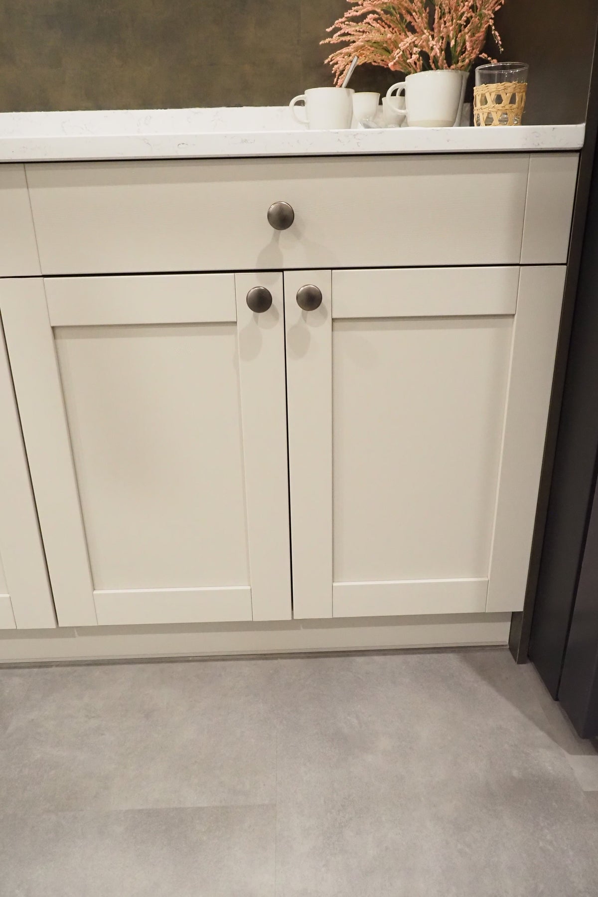 Wren Shaker Forest Classic and Metallic Bronze Matte Kitchen
