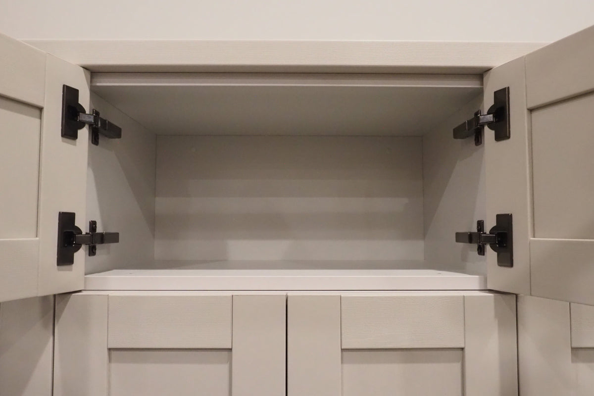 Wren Shaker Forest Classic and Metallic Bronze Matte Kitchen