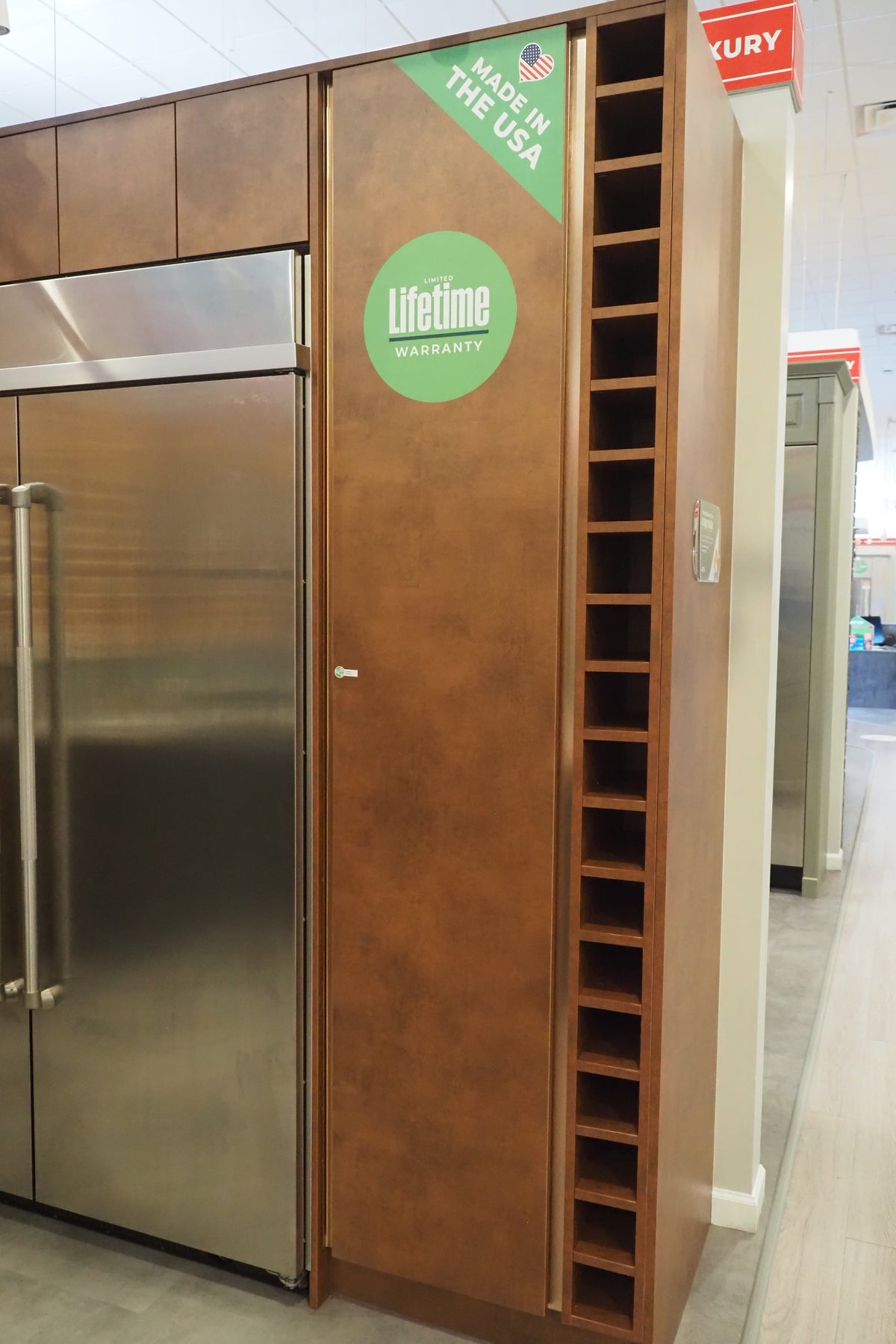 Wren Milano Modern Kitchen with Island & JennAir Appliances
