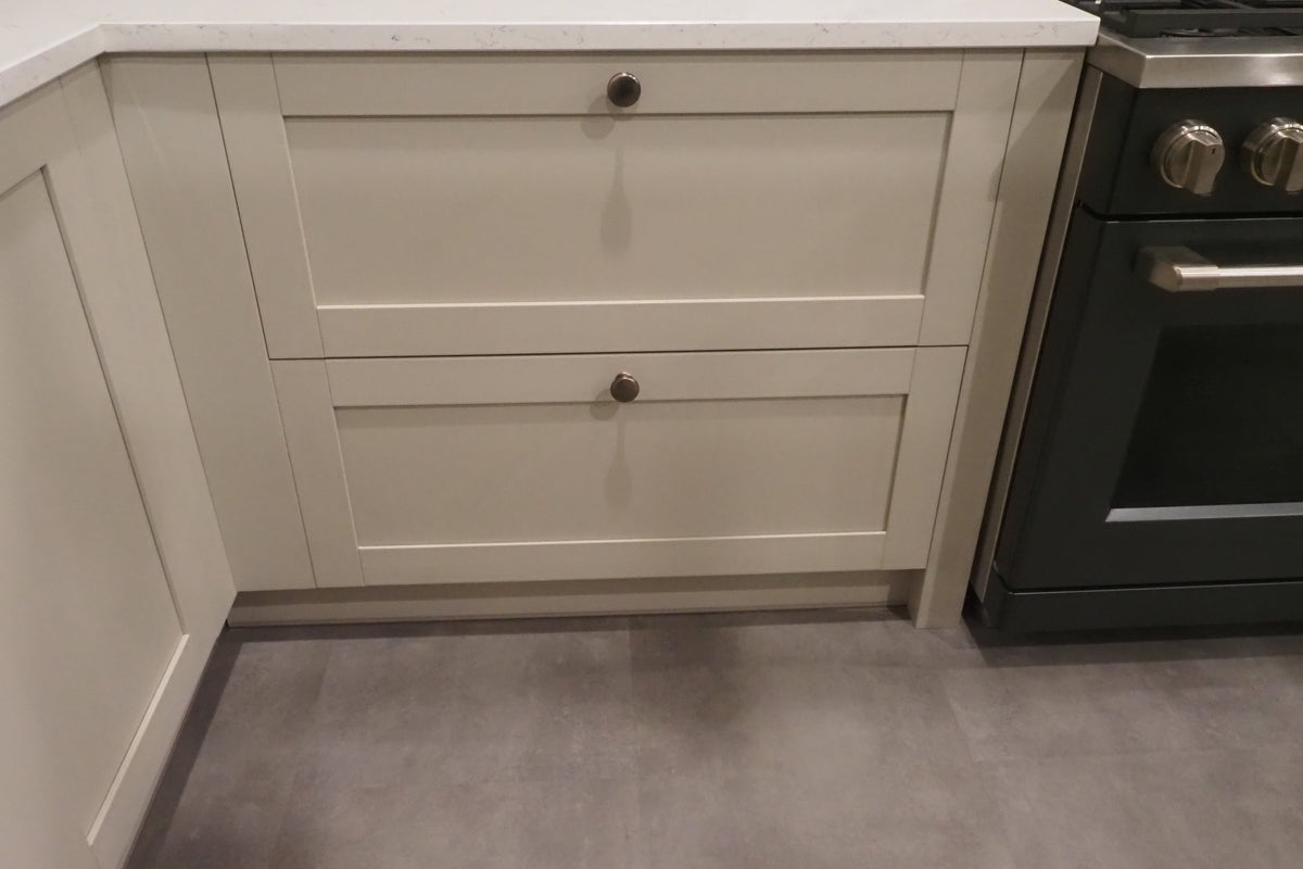 Wren Shaker Forest Classic and Metallic Bronze Matte Kitchen