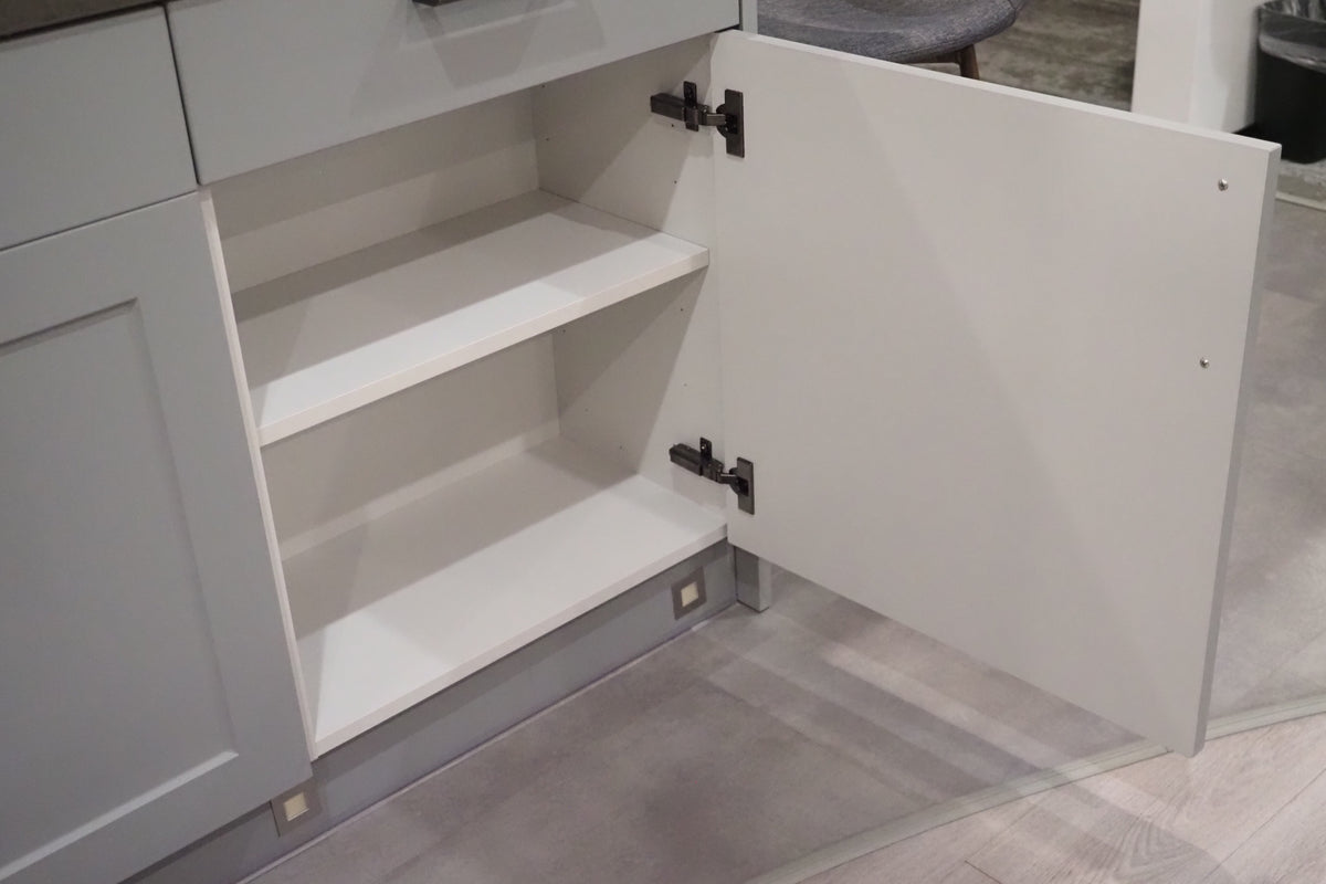 Wren Shaker Chelsea Juratek Dove Gray Matte Kitchen