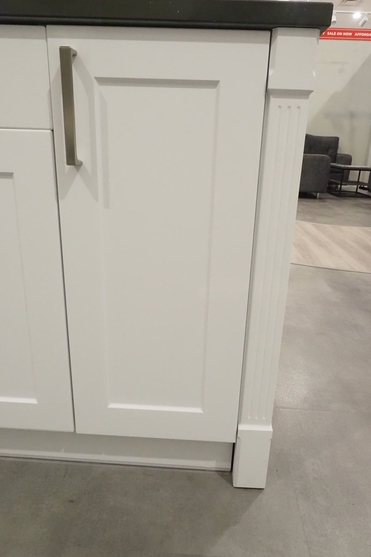 Wren Shaker Chelsea Juratek Pillow Matte Kitchen with JennAir Appliances