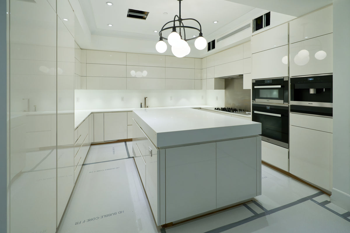 Poliform Modern Glossy White Kitchen with Island & Miele Appliances