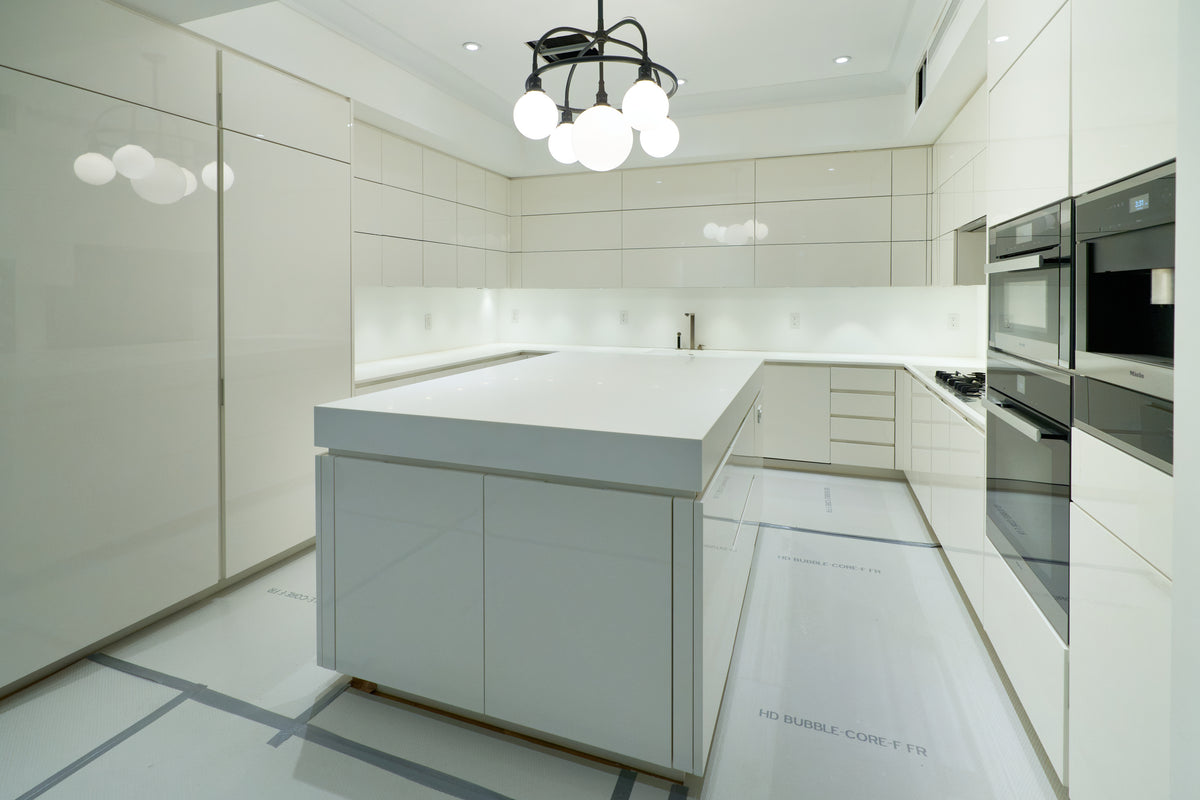 Poliform Modern Glossy White Kitchen with Island & Miele Appliances