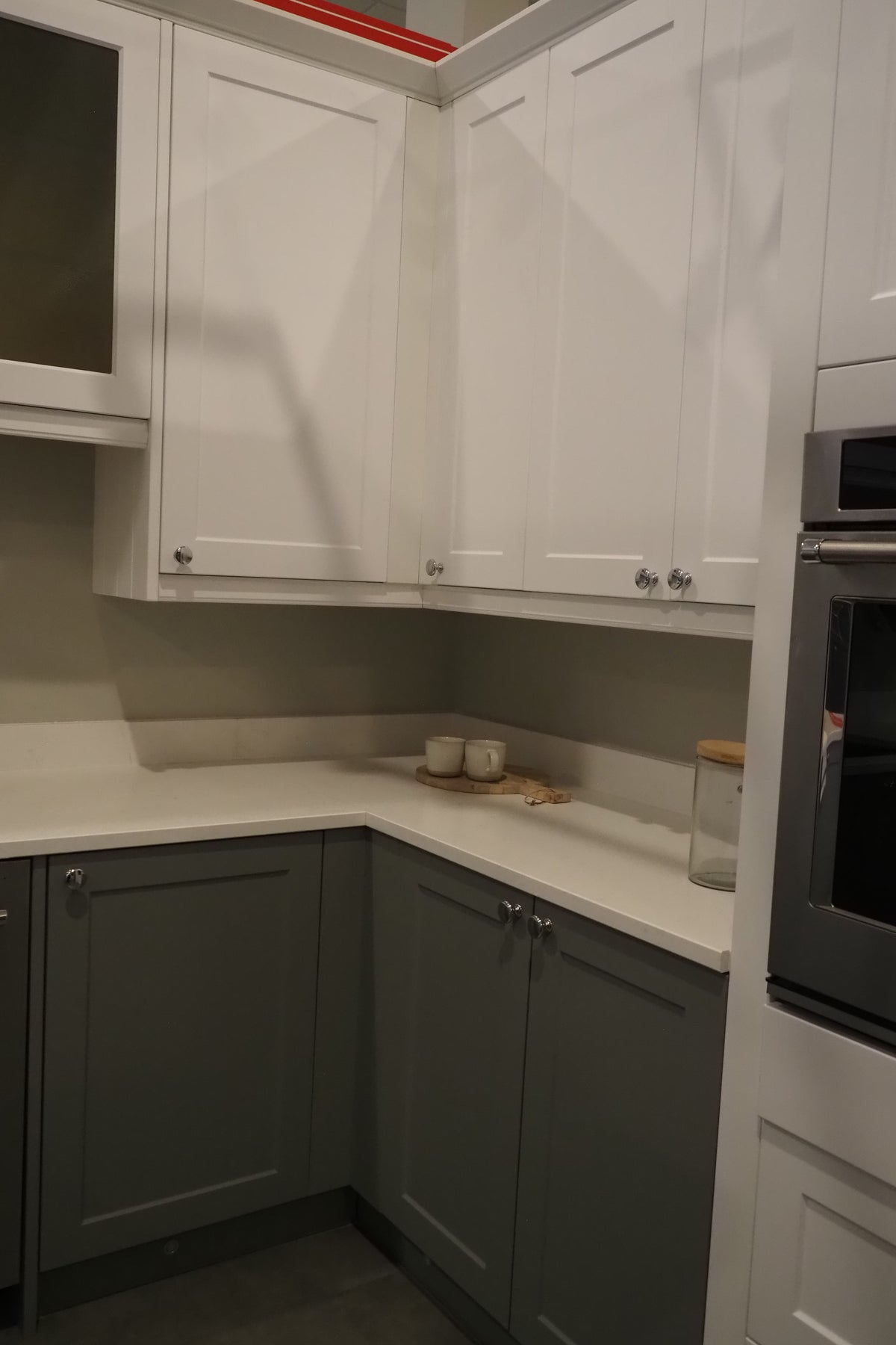Wren Shaker White & Grey Matte Kitchen with KitchenAid Appliances
