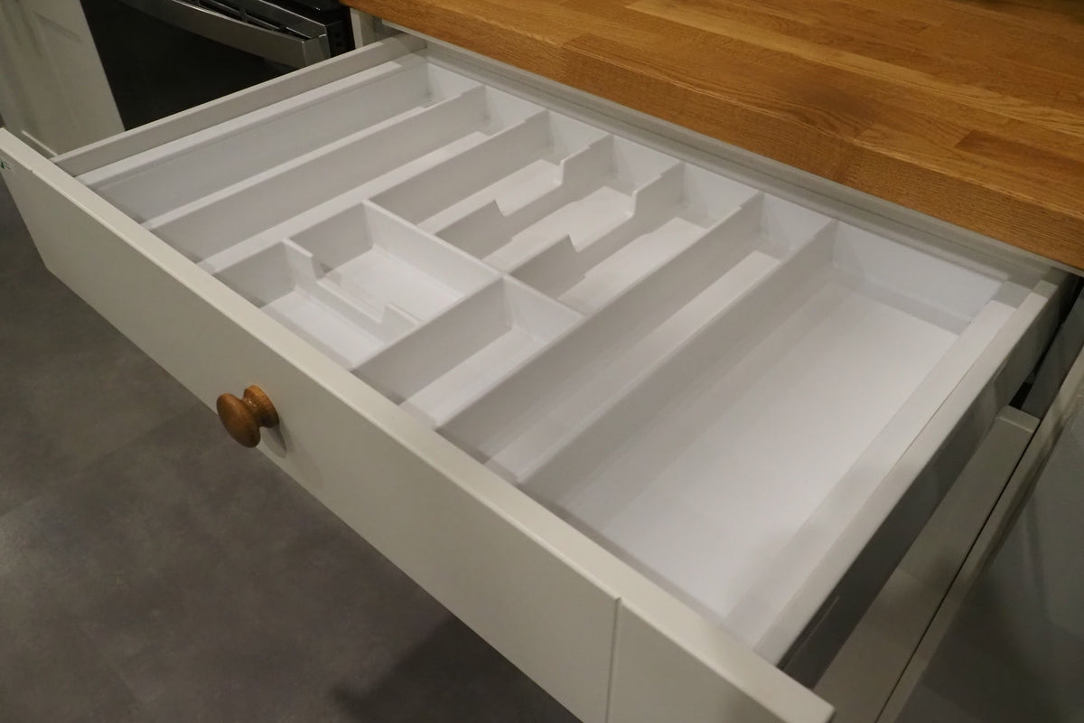 Wren Shaker Classic Cream Matte Kitchen