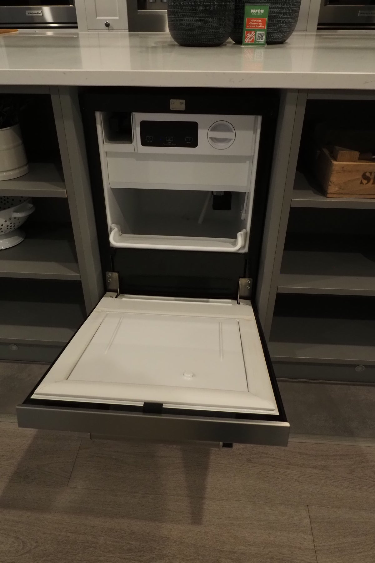 Wren Shaker White & Grey Matte Kitchen with KitchenAid Appliances