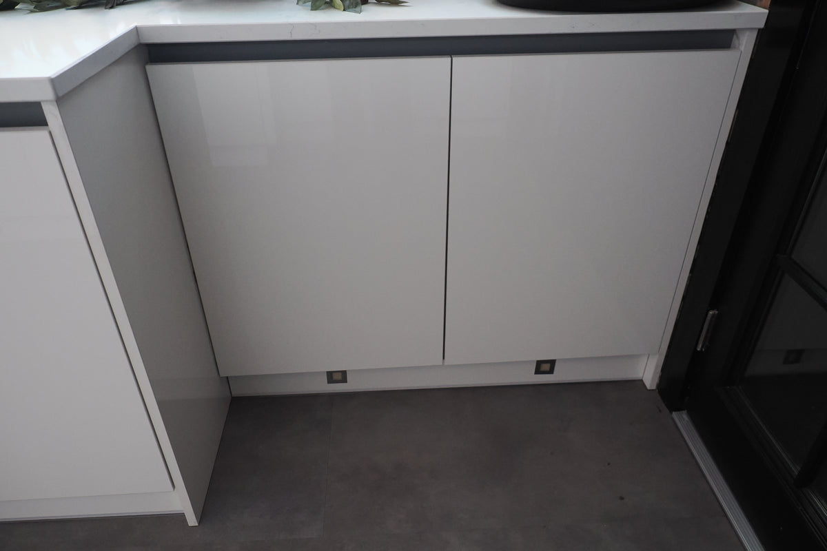 Wren Milano High Gloss White Kitchen with Island