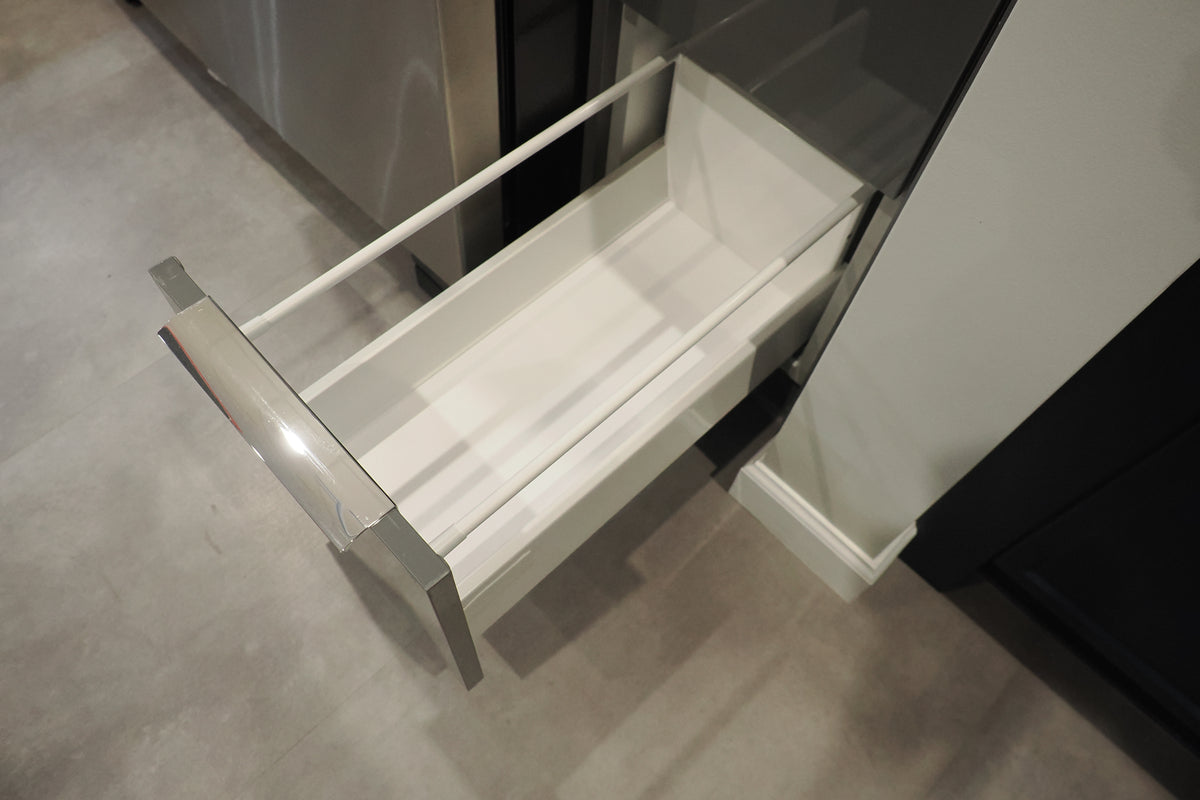 Wren Autograph Lava Gray Gloss Kitchen