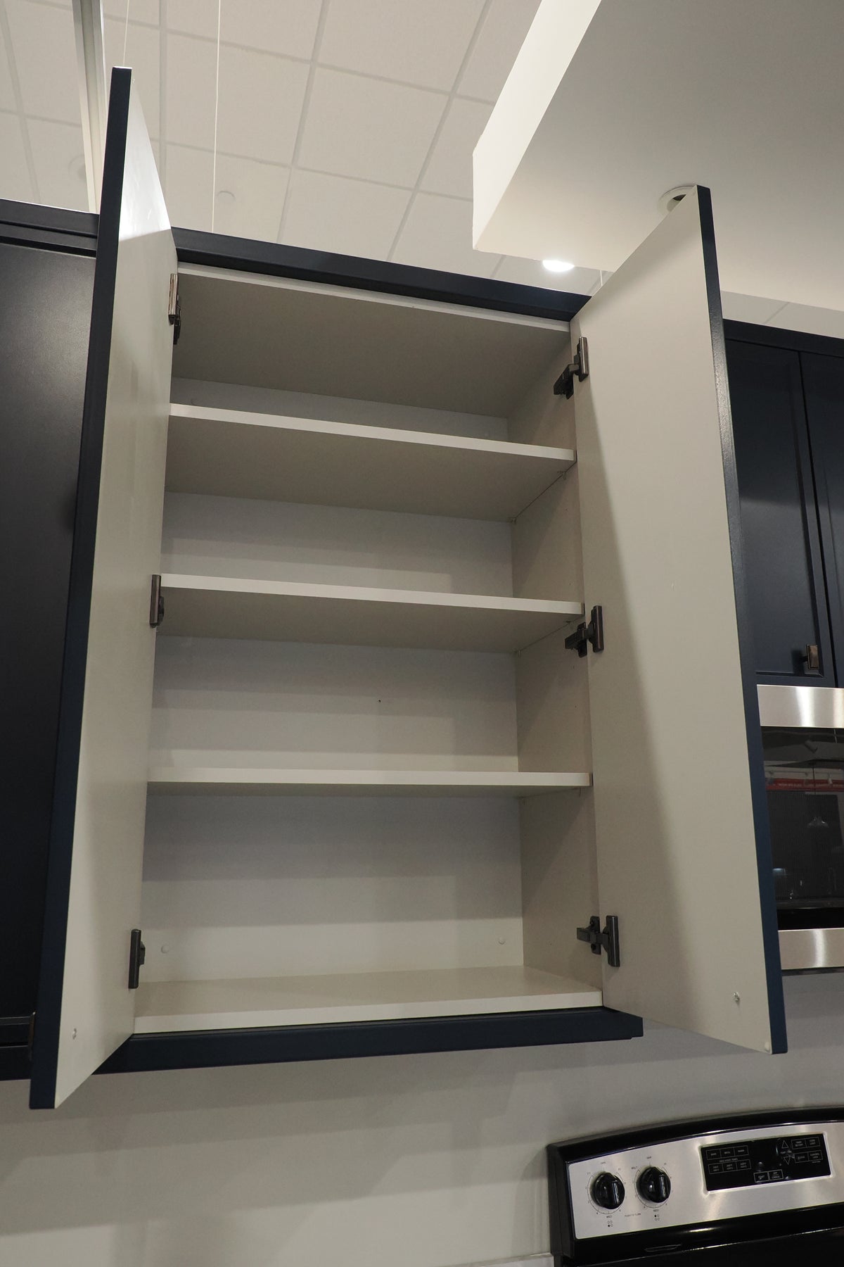 Wren Shaker Navy Blue Kitchen Corner