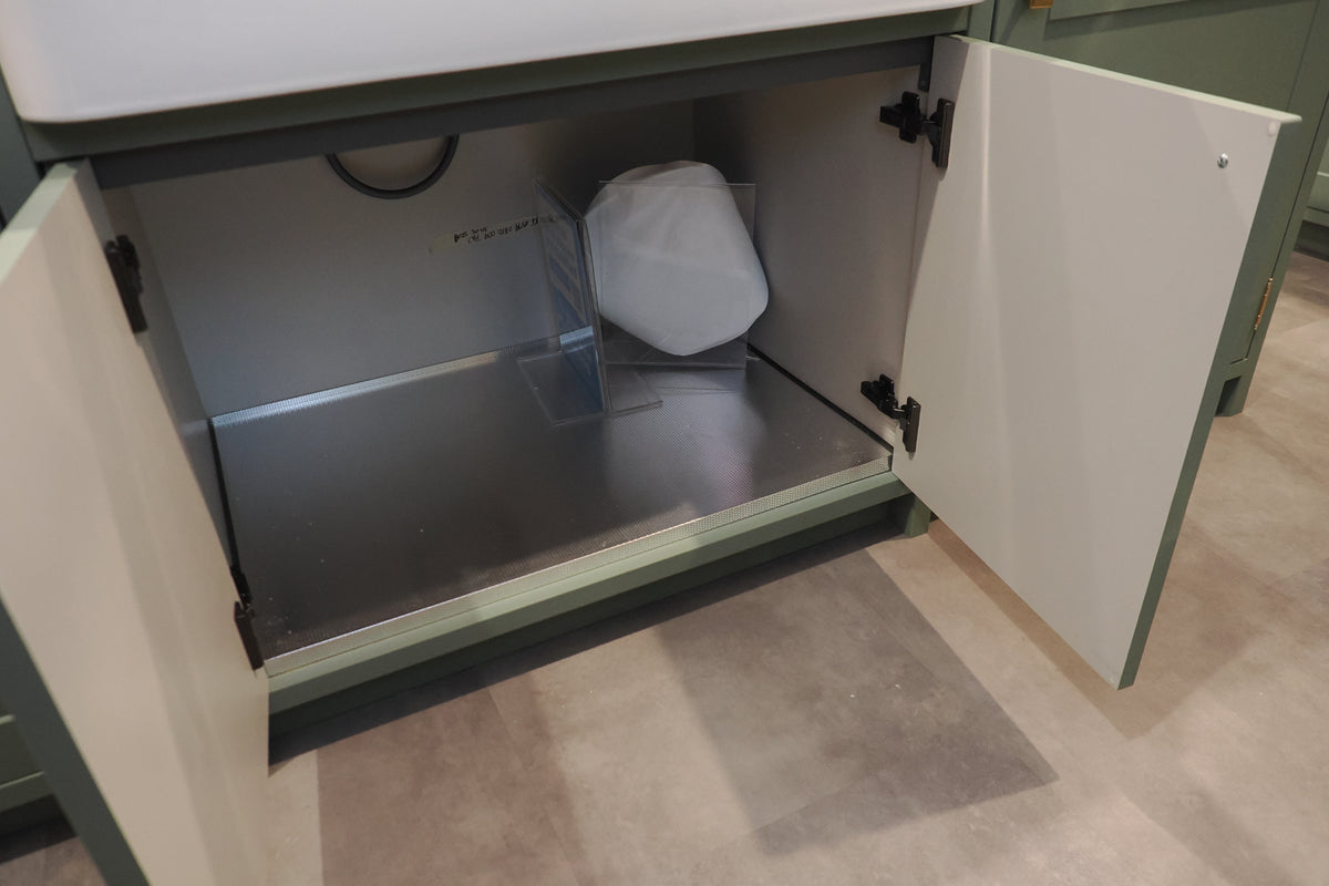 Wren Shaker Sage Green Matte Kitchen with Island
