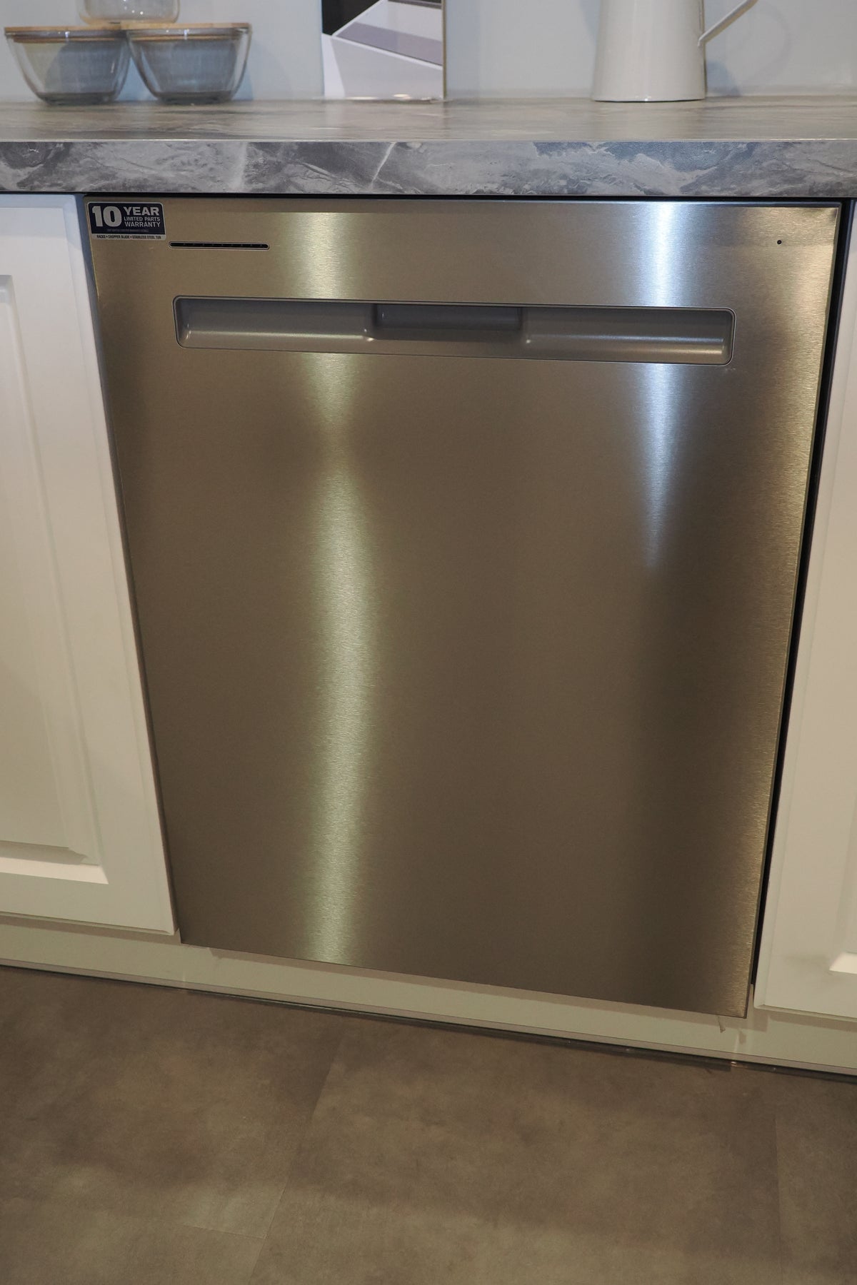Wren Georgian Juratek Pillow Matte Kitchen