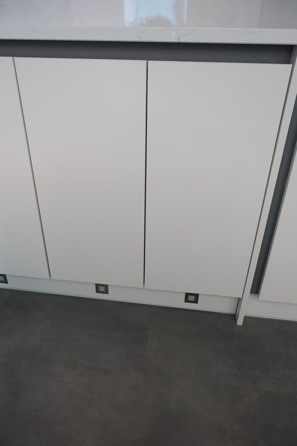Wren Milano High Gloss White Kitchen with Island