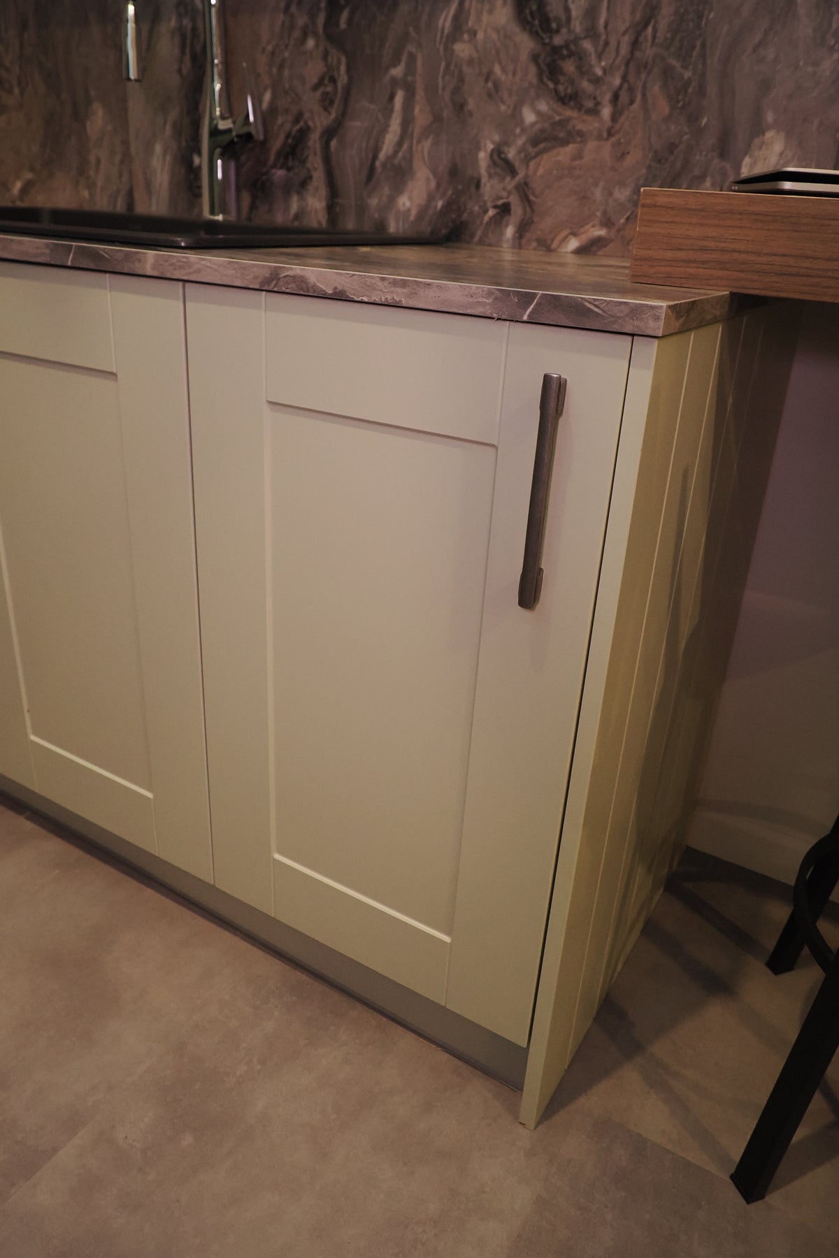 Wren Shaker Classic Sage Green Matte Kitchen