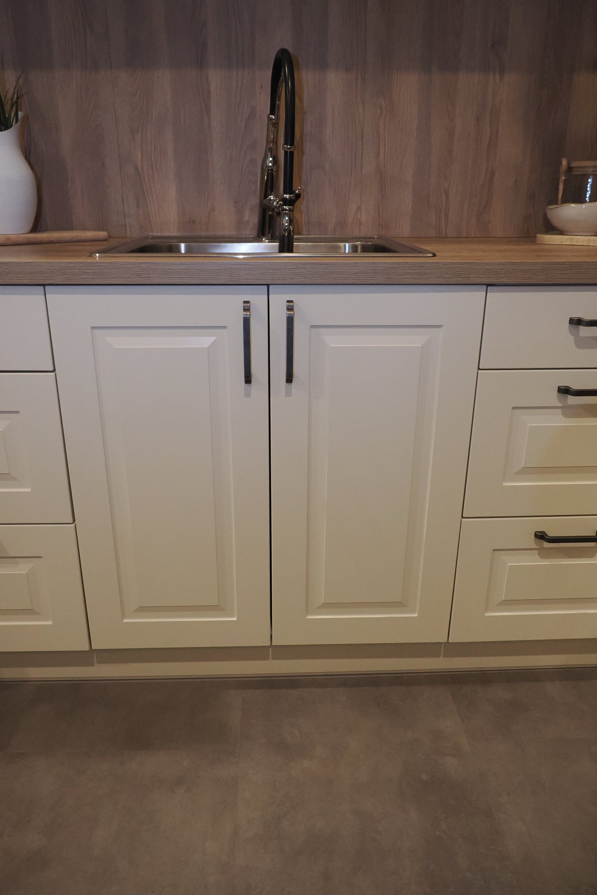 Wren Architect Cream Matte Kitchen