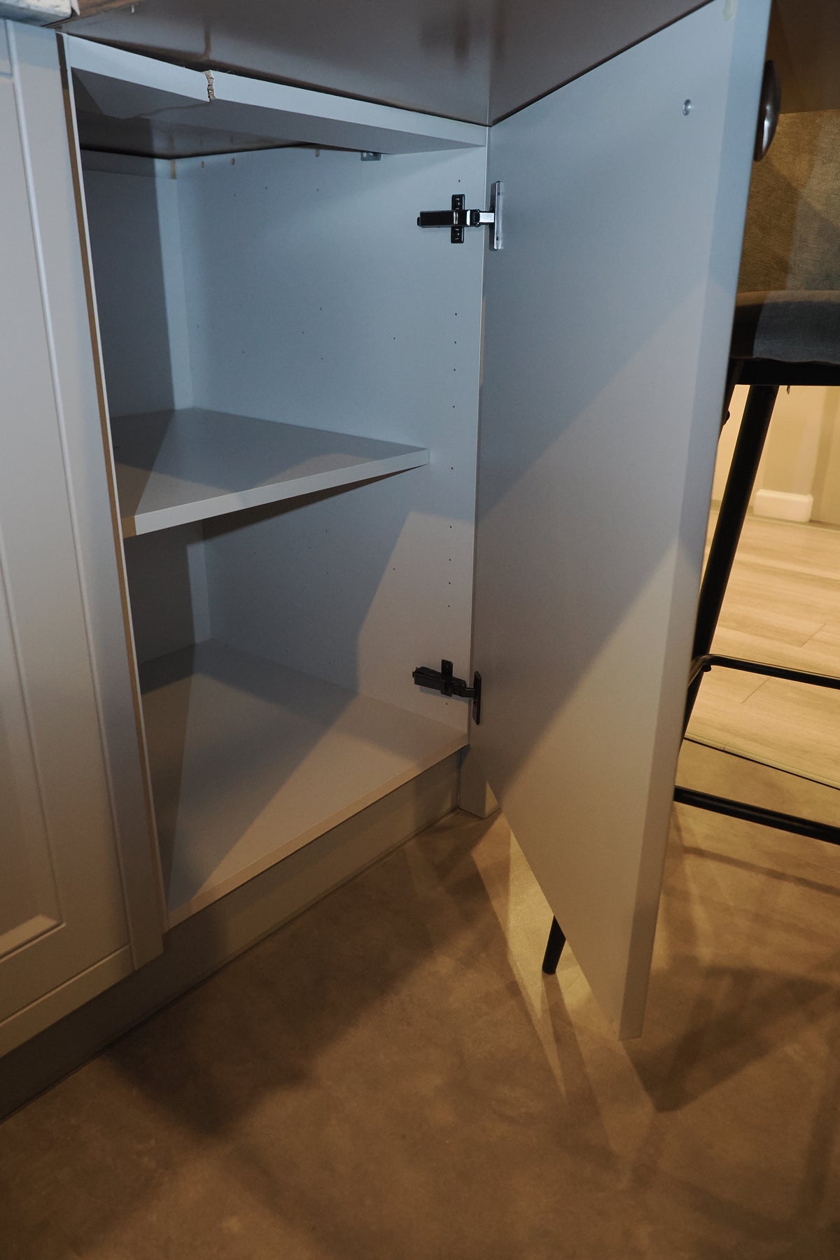 Wren Country Juratek Ash Gray Matte Kitchen