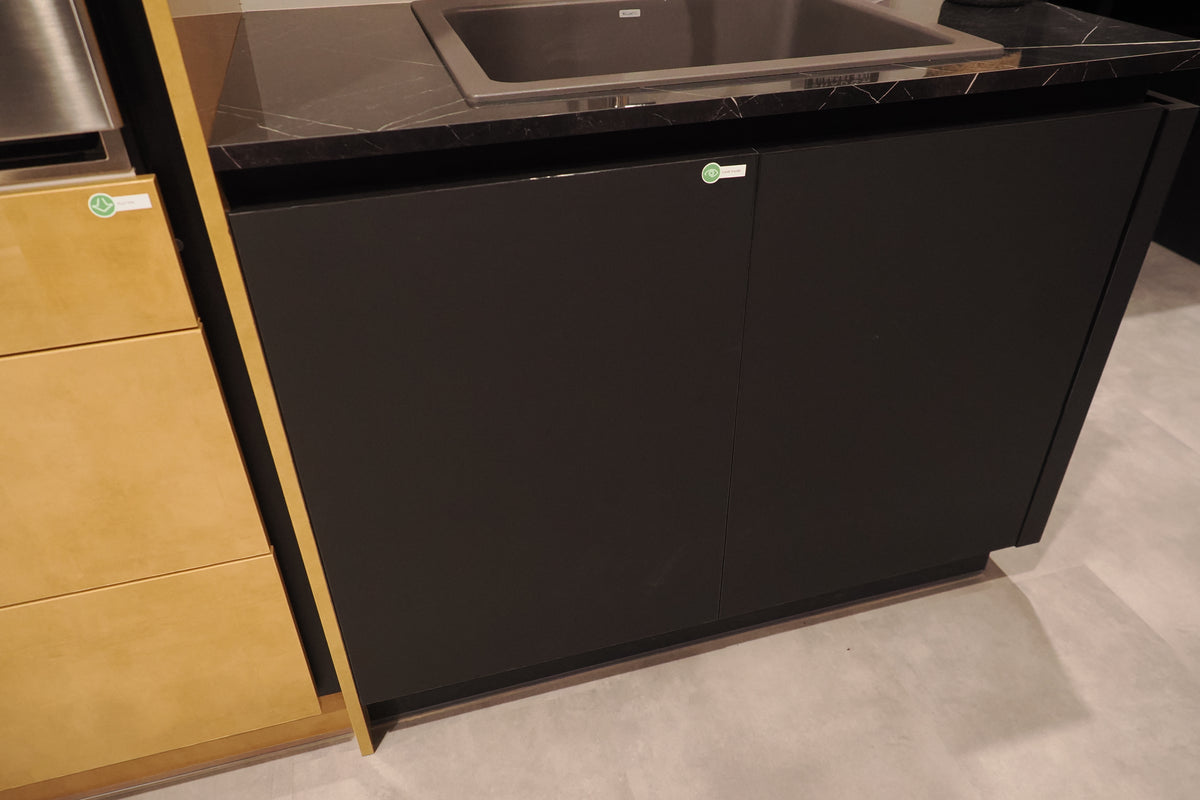 Wren Milano Ultra Kitchen with Cafe Appliances