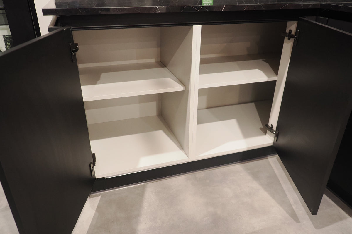 Wren Milano Ultra Kitchen with Cafe Appliances