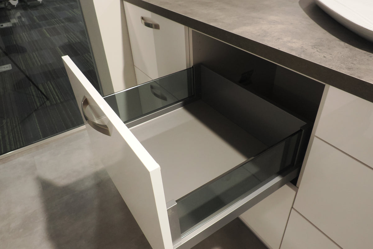 Wren White Gloss Kitchen with Appliances