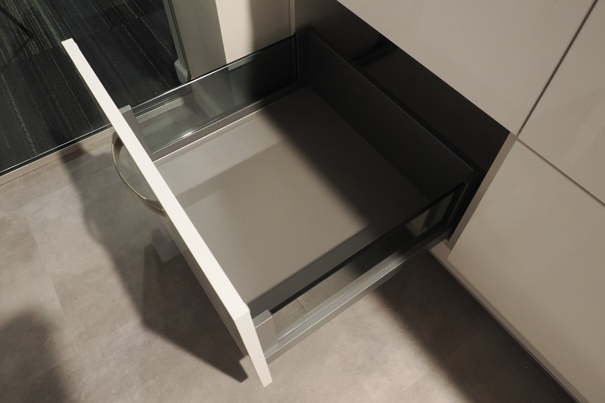 Wren White Gloss Kitchen with Appliances
