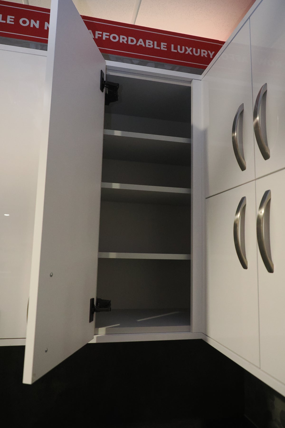 Wren White Gloss Kitchen with Appliances