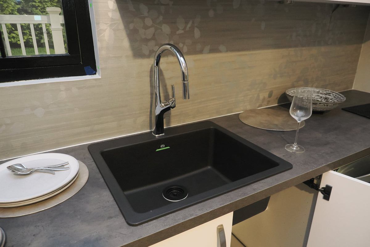 Wren White Gloss Kitchen with Appliances