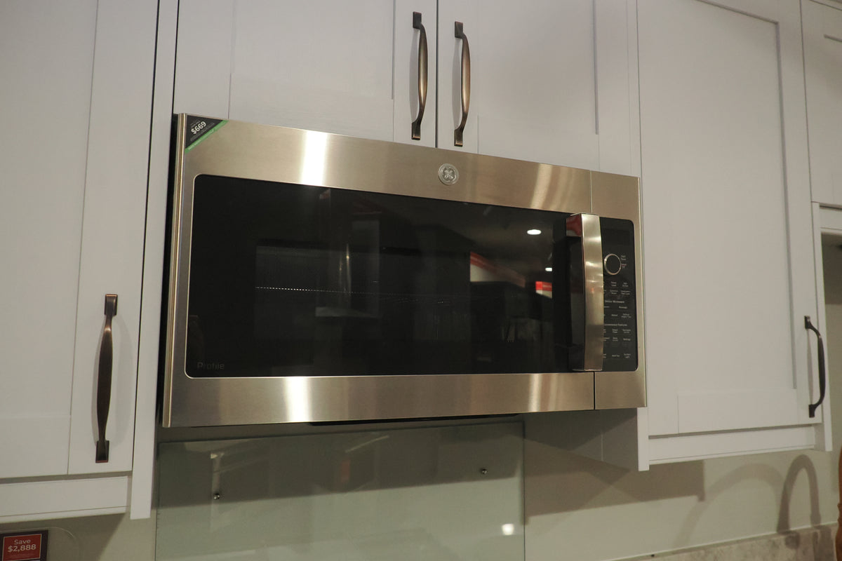 Wren Shaker Chalk White Matte Kitchen