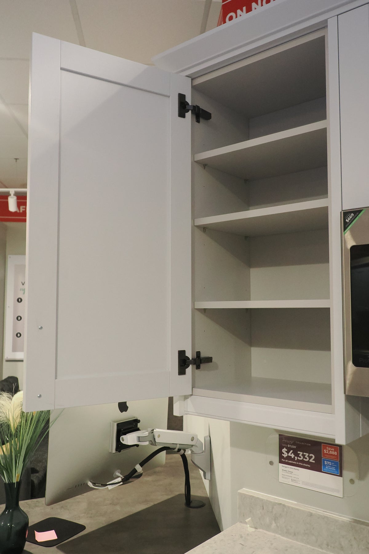 Wren Shaker Chalk White Matte Kitchen