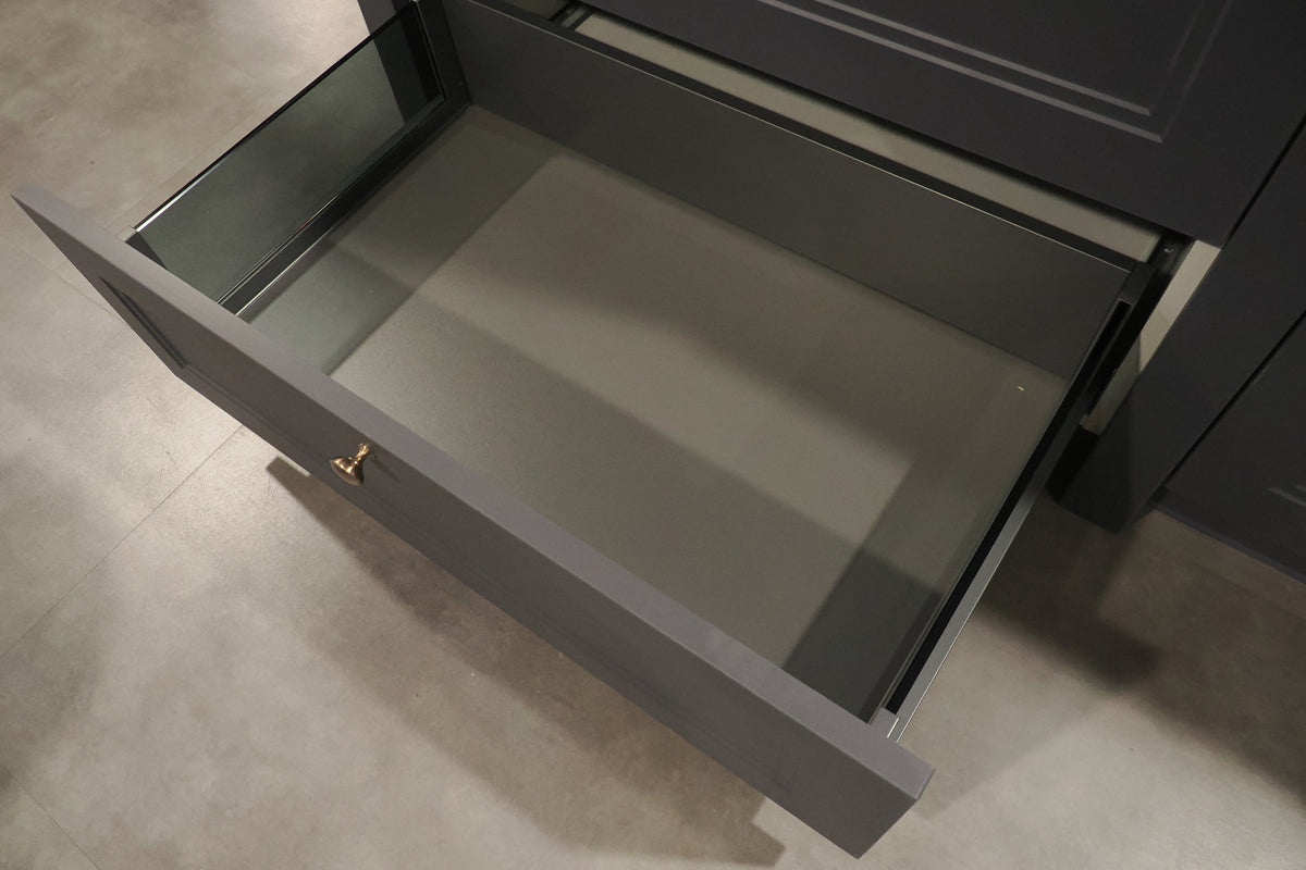 Wren Shaker Juratek Forest Green Matte Kitchen