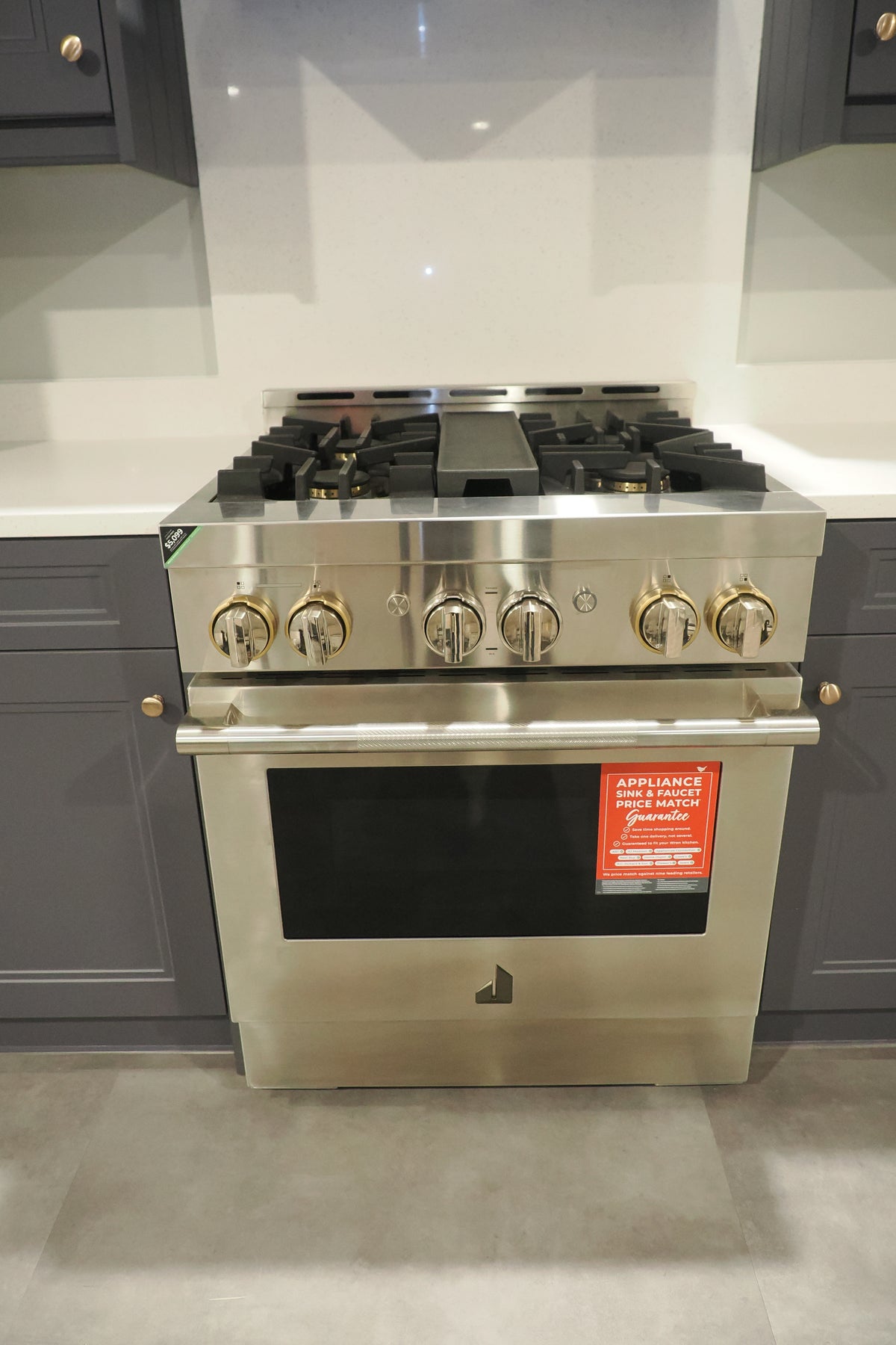 Wren Shaker Juratek Forest Green Matte Kitchen