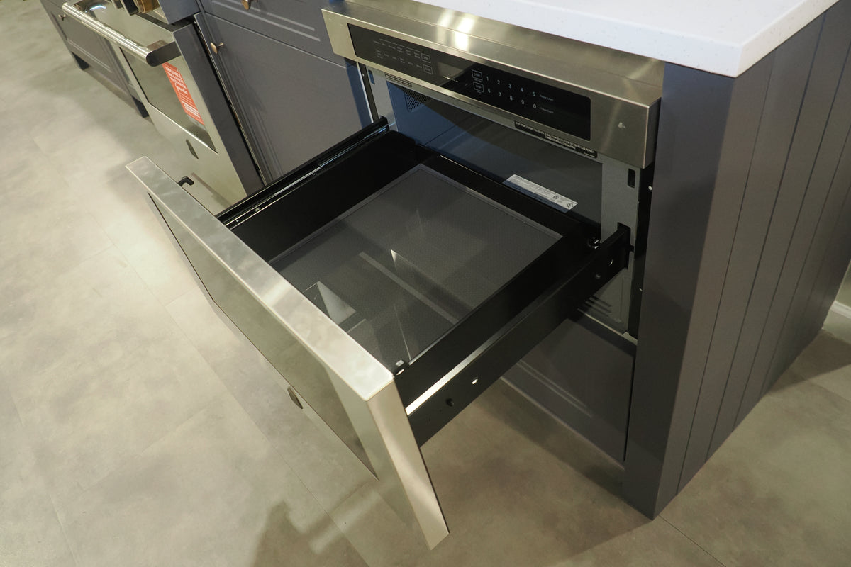 Wren Shaker Juratek Forest Green Matte Kitchen