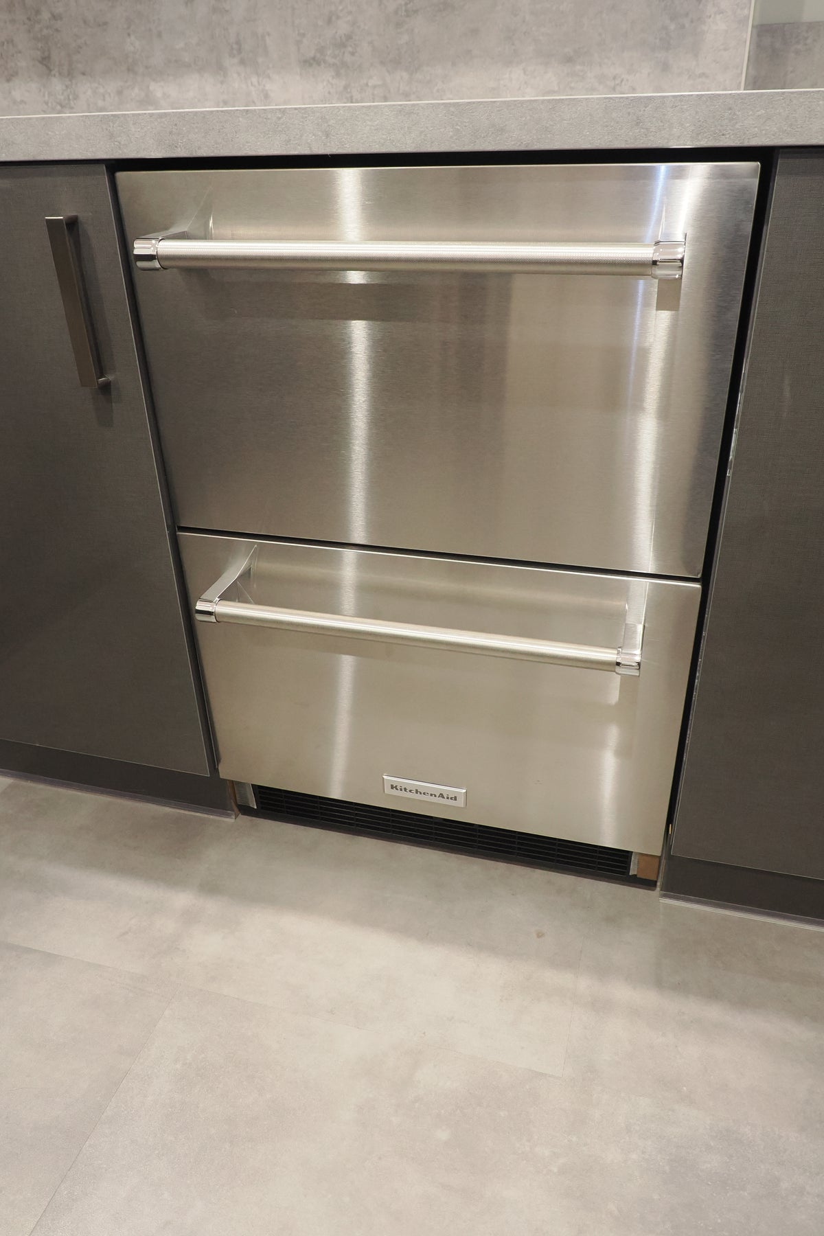 Wren Elements Velum Slate Gloss Kitchen