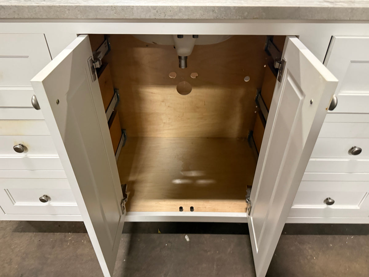 Klaff's 61" Transitional White Single Freestanding Vanity