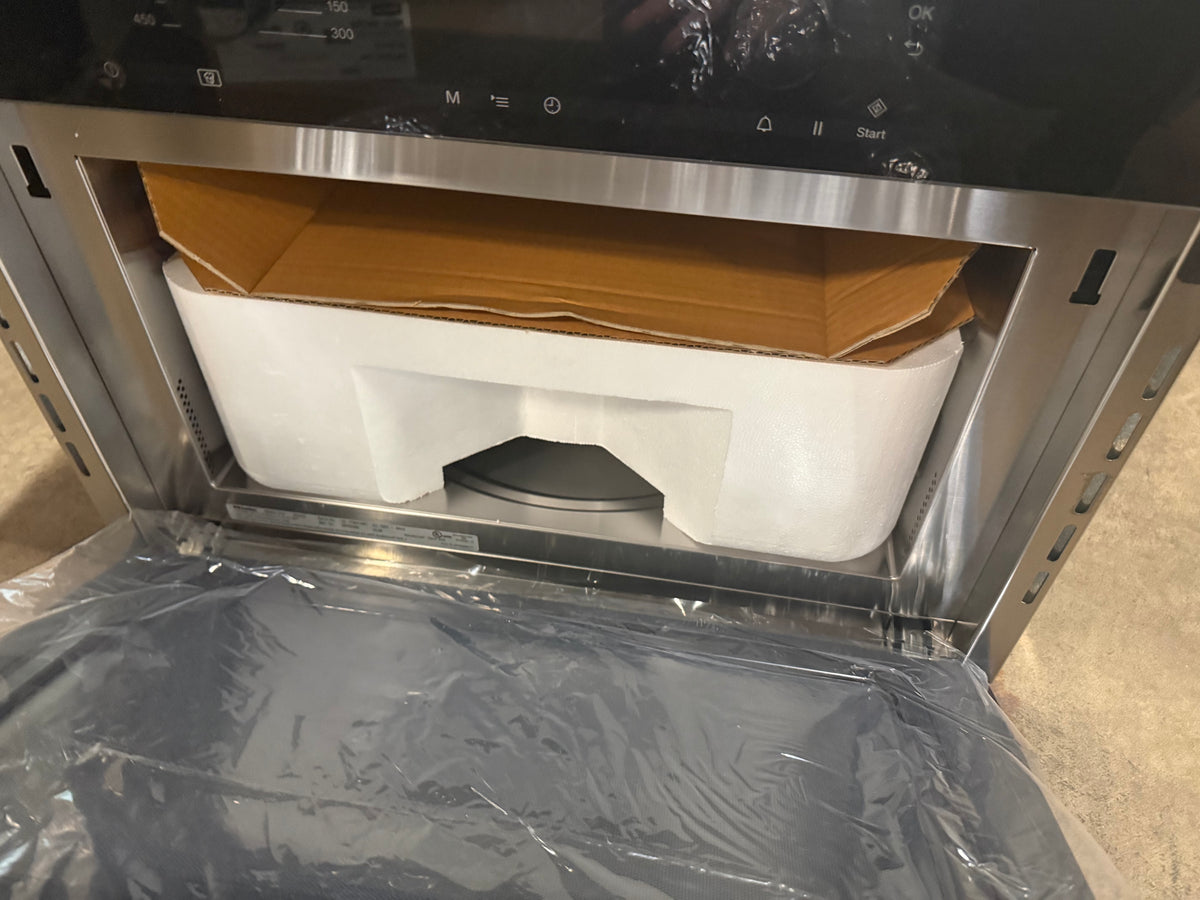 Miele M6260TC CLST 24" Stainless Steel Microwave Oven