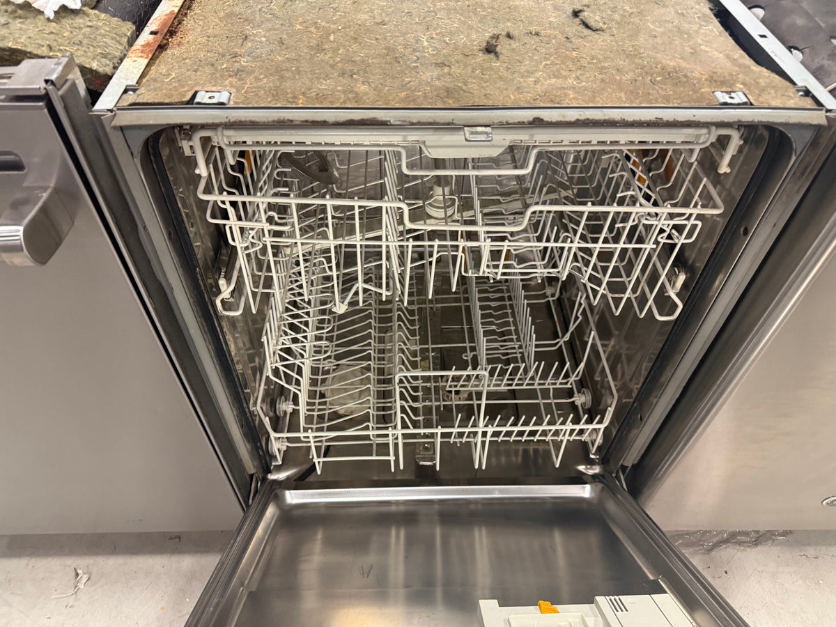 Miele G 2430 SCU 24" Stainless Steel Full Console Dishwasher