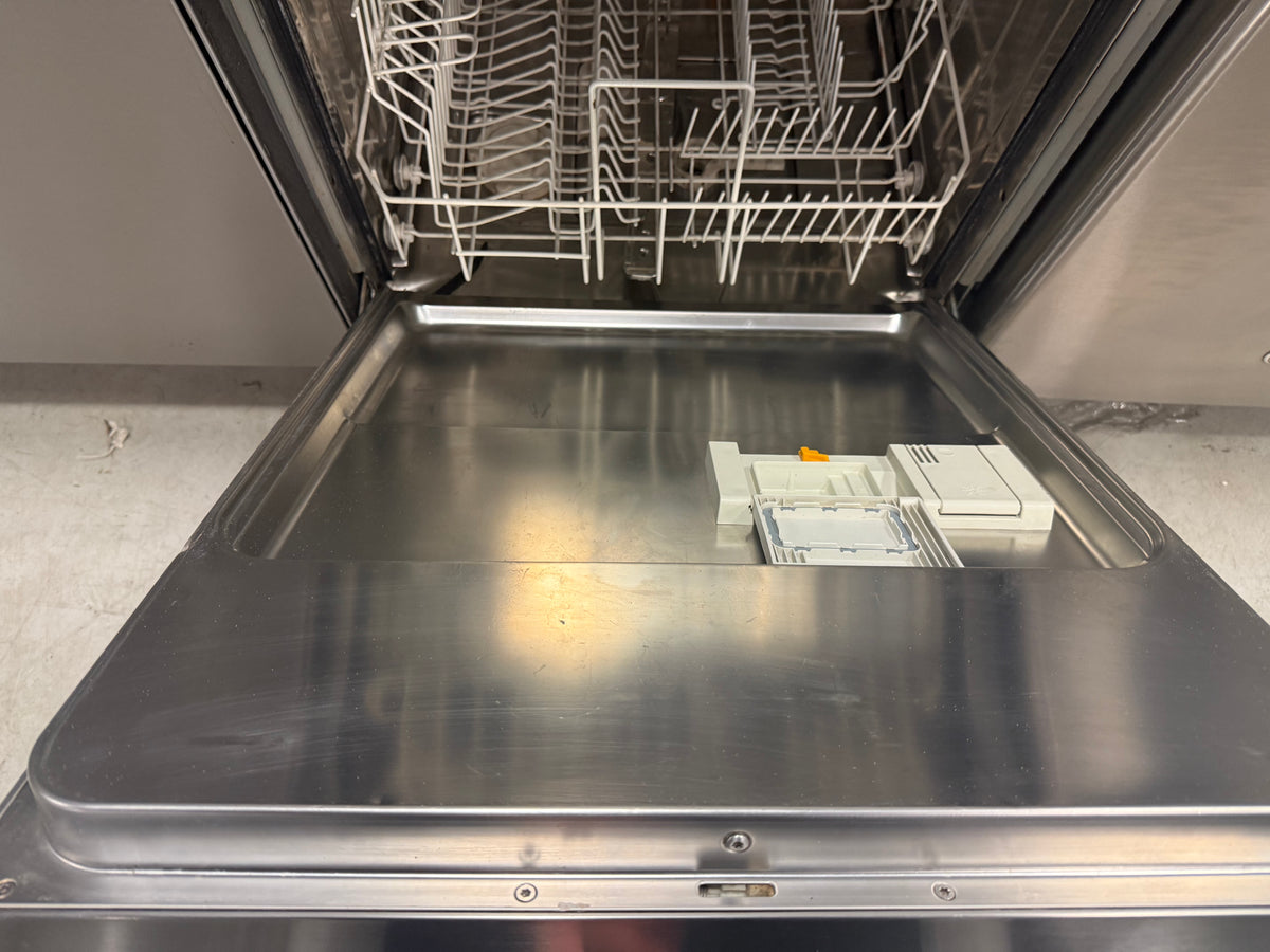 Miele G 2430 SCU 24" Stainless Steel Full Console Dishwasher