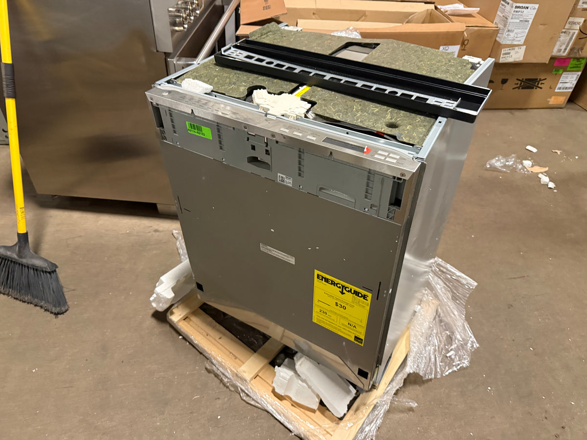 Miele 7000 series 24 inch fully integrated dishwasher G7156SCVI in stainless steel