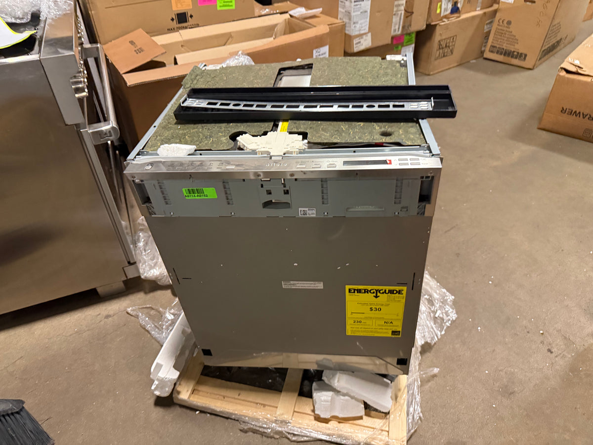 Luxury architectural built in dishwasher with hidden controls and AutoDos