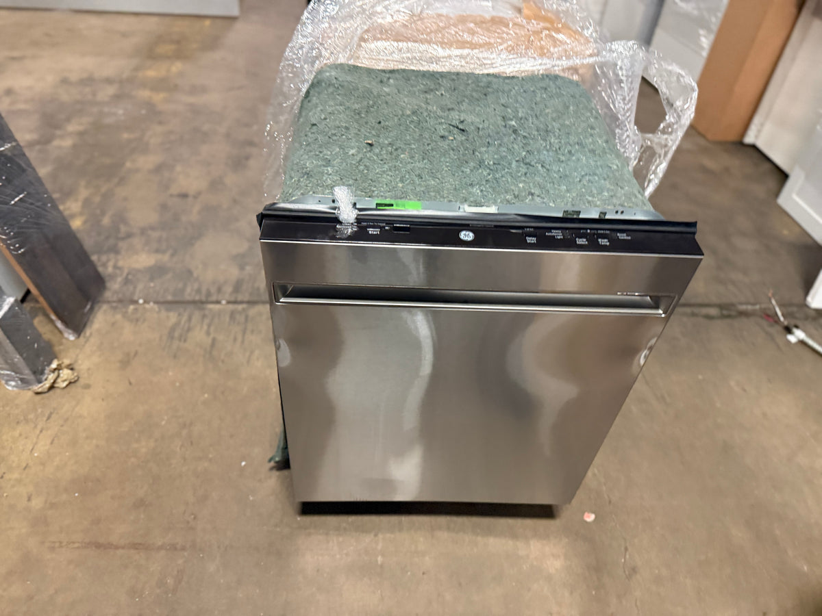 GE 24 inch ADA compliant stainless steel interior dishwasher GDT225SSLSS