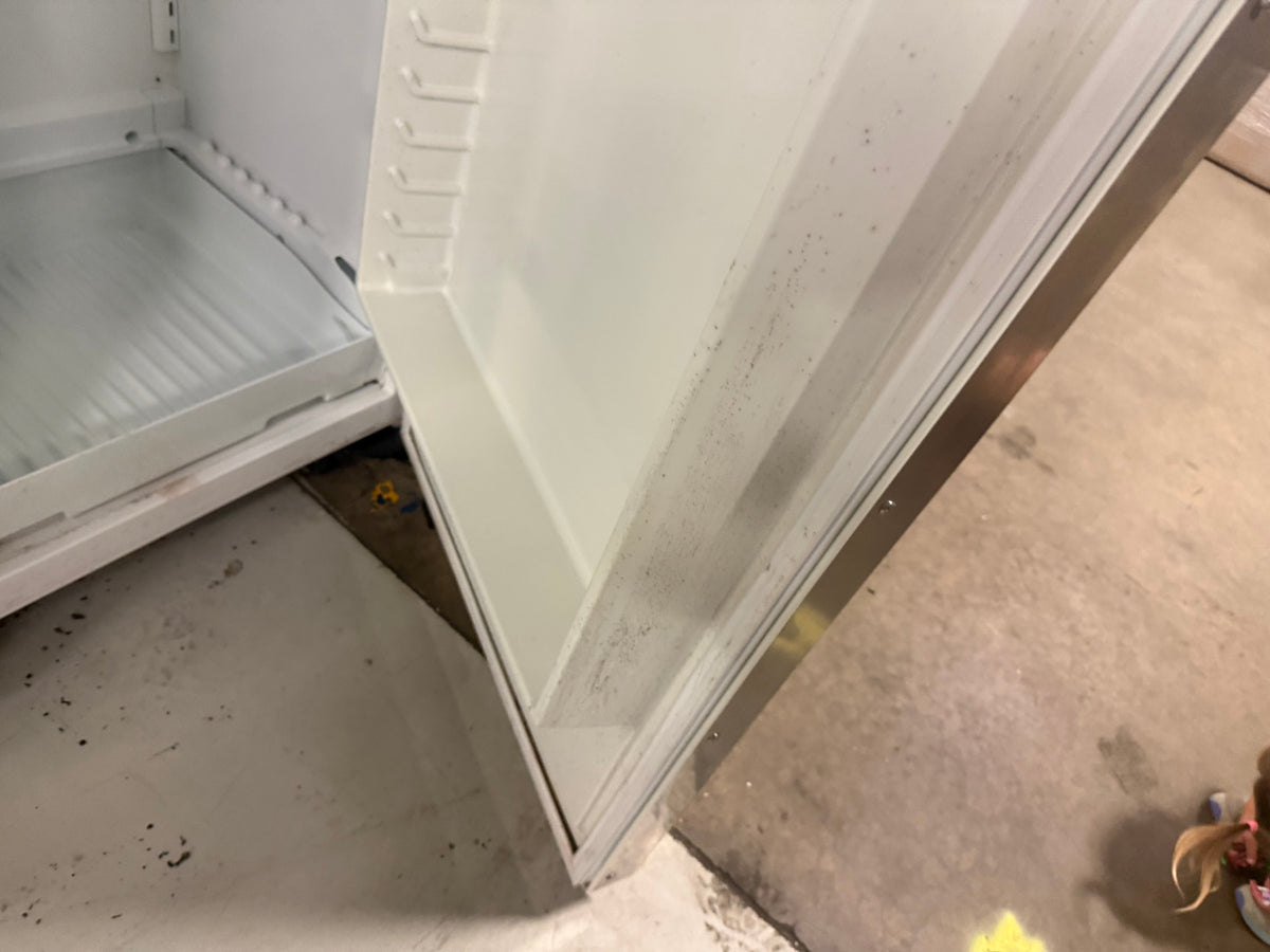 Viking VCSB483SS 48" Stainless Steel Side by Side Refrigerator