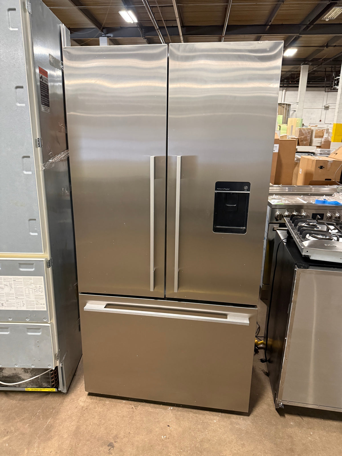 Fisher Paykel 36 inch Series 7 French door counter depth refrigerator RF201ADUSX5 N