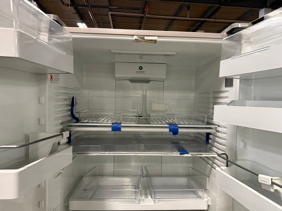 Fisher & Paykel RF201ADUSX5N 36" Stainless Steel French Door Refrigerator