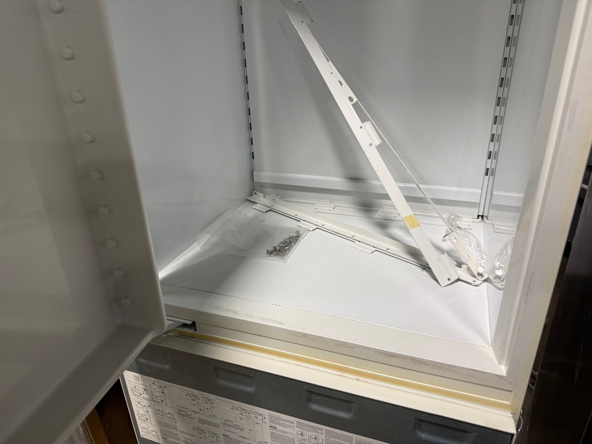 Sub-Zero 700TCI 27" Paneled Bottom Freezer Refrigerator