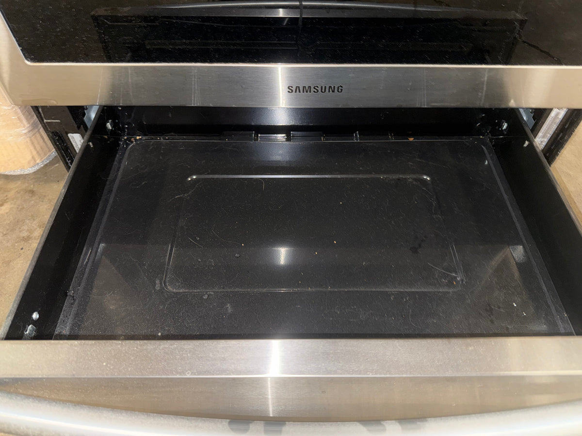 Samsung NE58K9560WS 30" Stainless Steel Induction Range