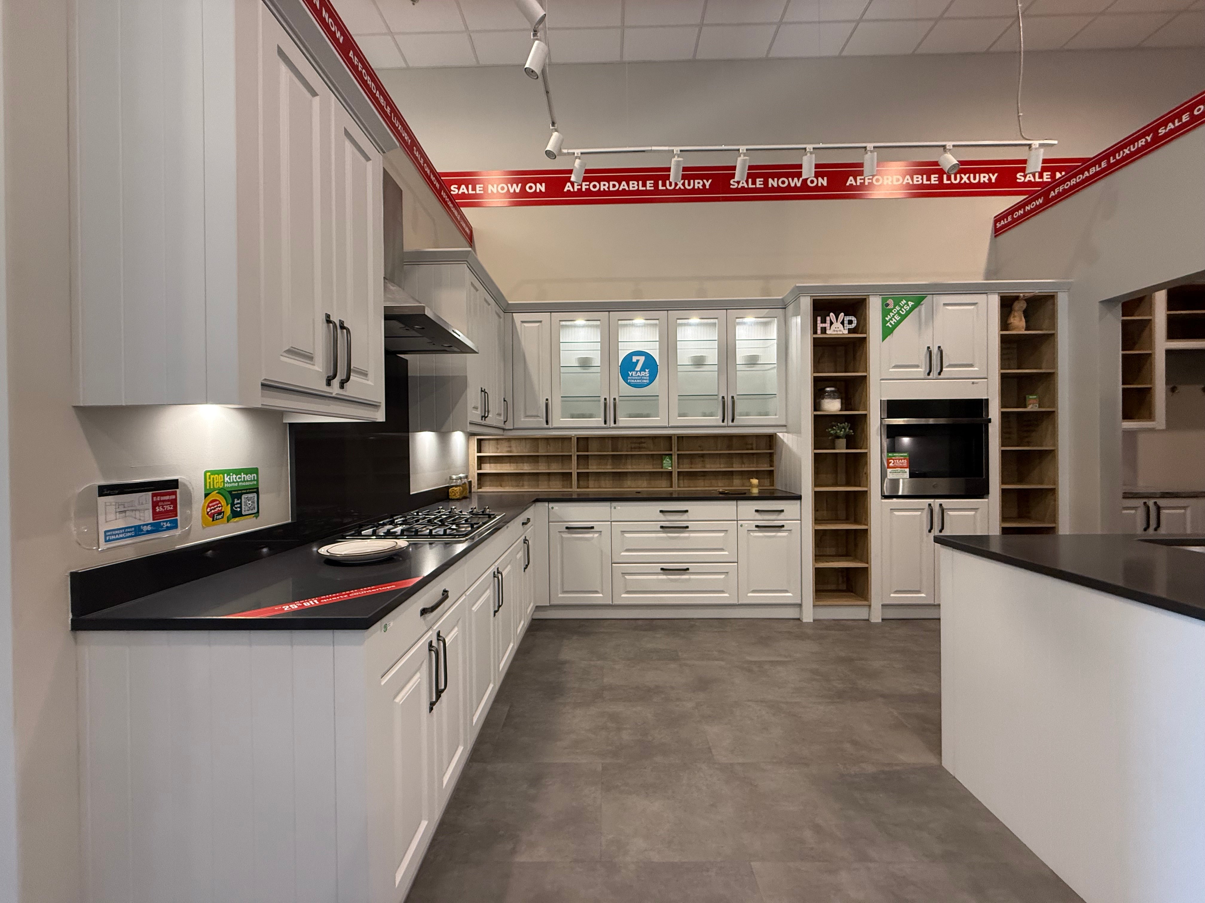 Wren Georgian Juratek Chalk White Matte Kitchen