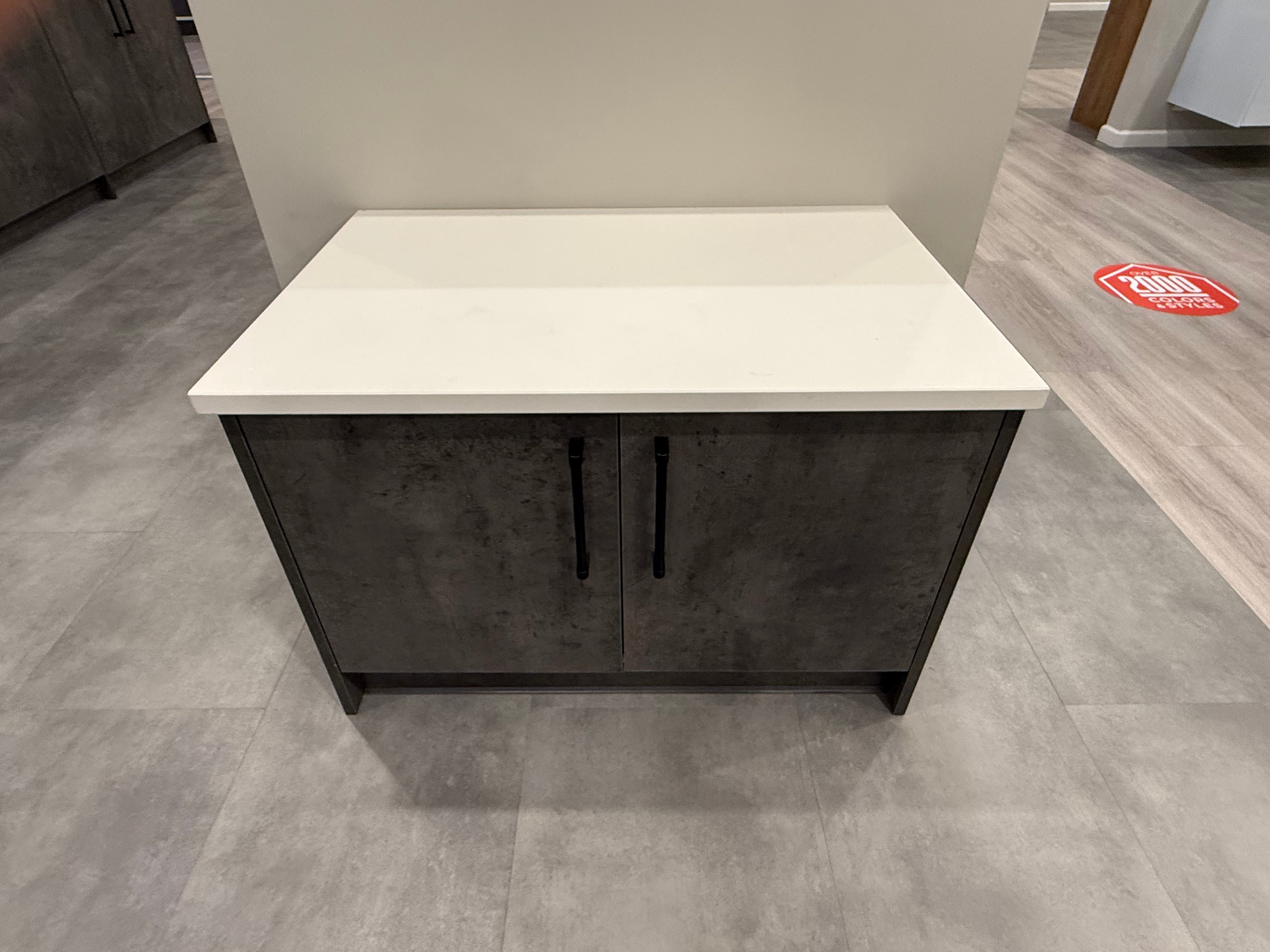 Storage Cabinet with Top